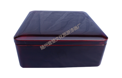 Lacquer square box